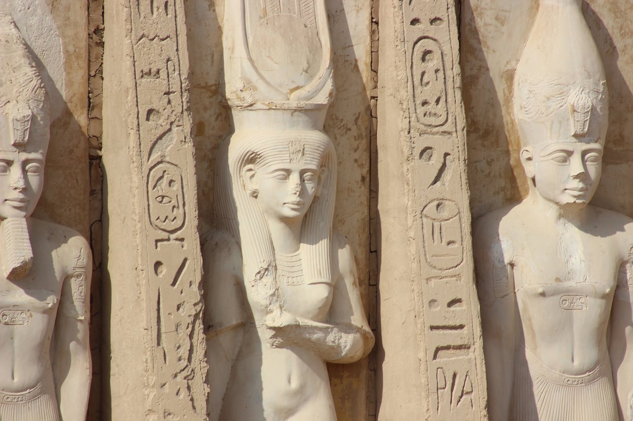 山西最新考古發(fā)現(xiàn)古墓，揭開(kāi)千年歷史之謎