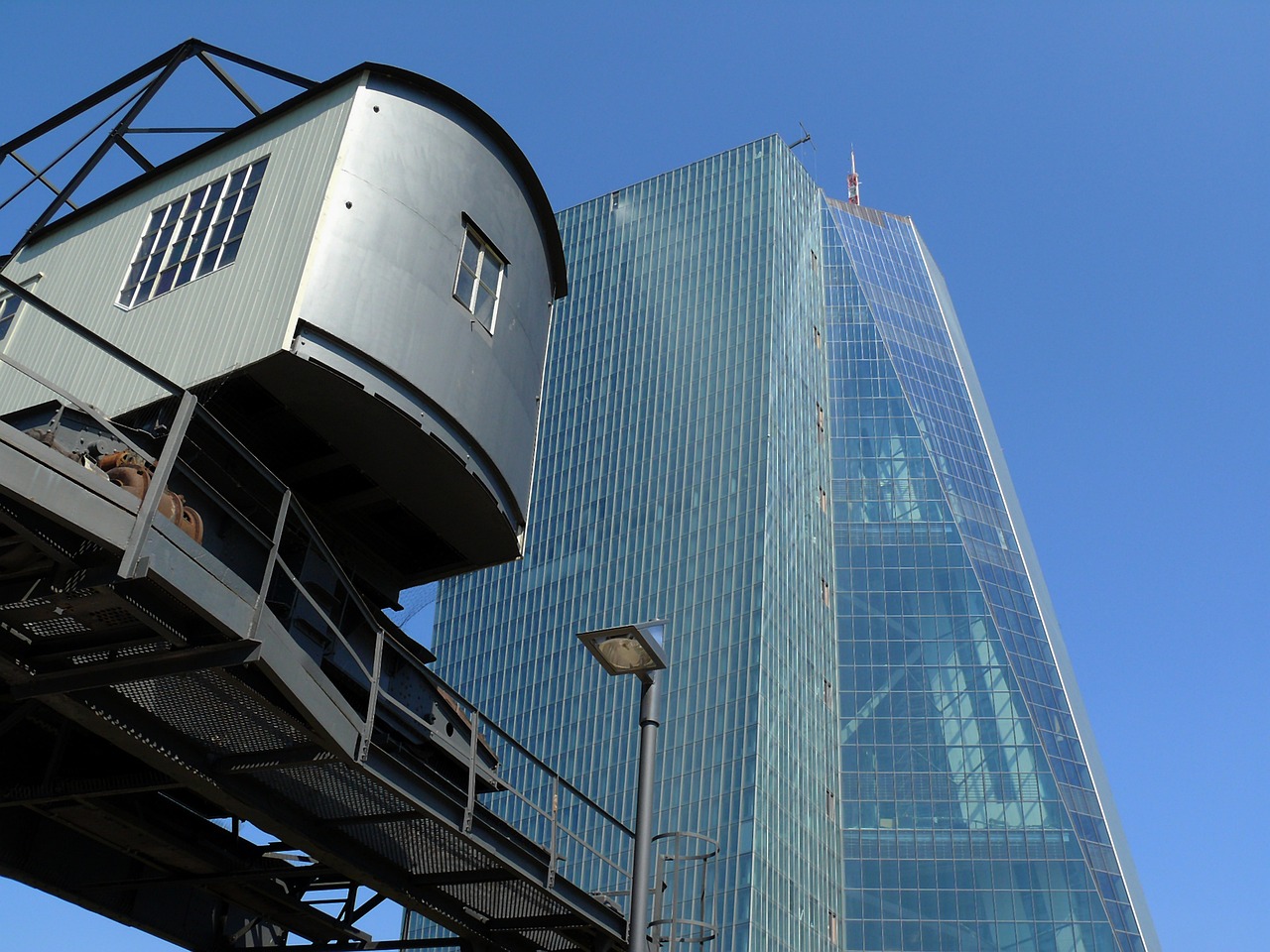 林州重機今日動態(tài)，引領(lǐng)行業(yè)創(chuàng)新，展現(xiàn)全新企業(yè)風(fēng)貌