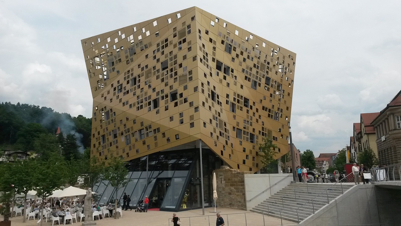 潢川城墻路最新進展，古今融合展現(xiàn)城市新貌