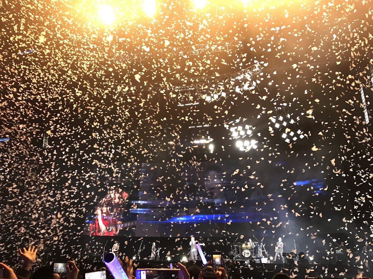 五月天演唱會(huì)盛宴，最新地點(diǎn)揭曉，音樂之旅啟航！