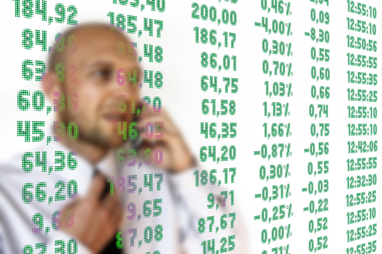 華策影視最新動(dòng)態(tài)與行業(yè)趨勢(shì)，股票行情與市場(chǎng)反應(yīng)分析