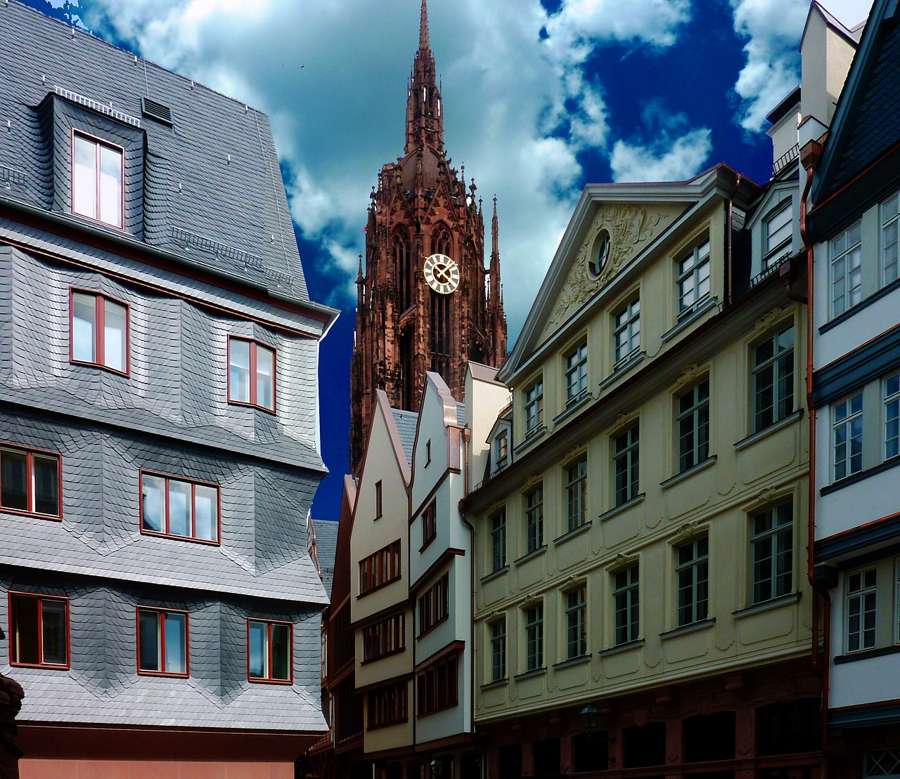 上海市城隍廟動遷，歷史與現(xiàn)代的交融與挑戰(zhàn)