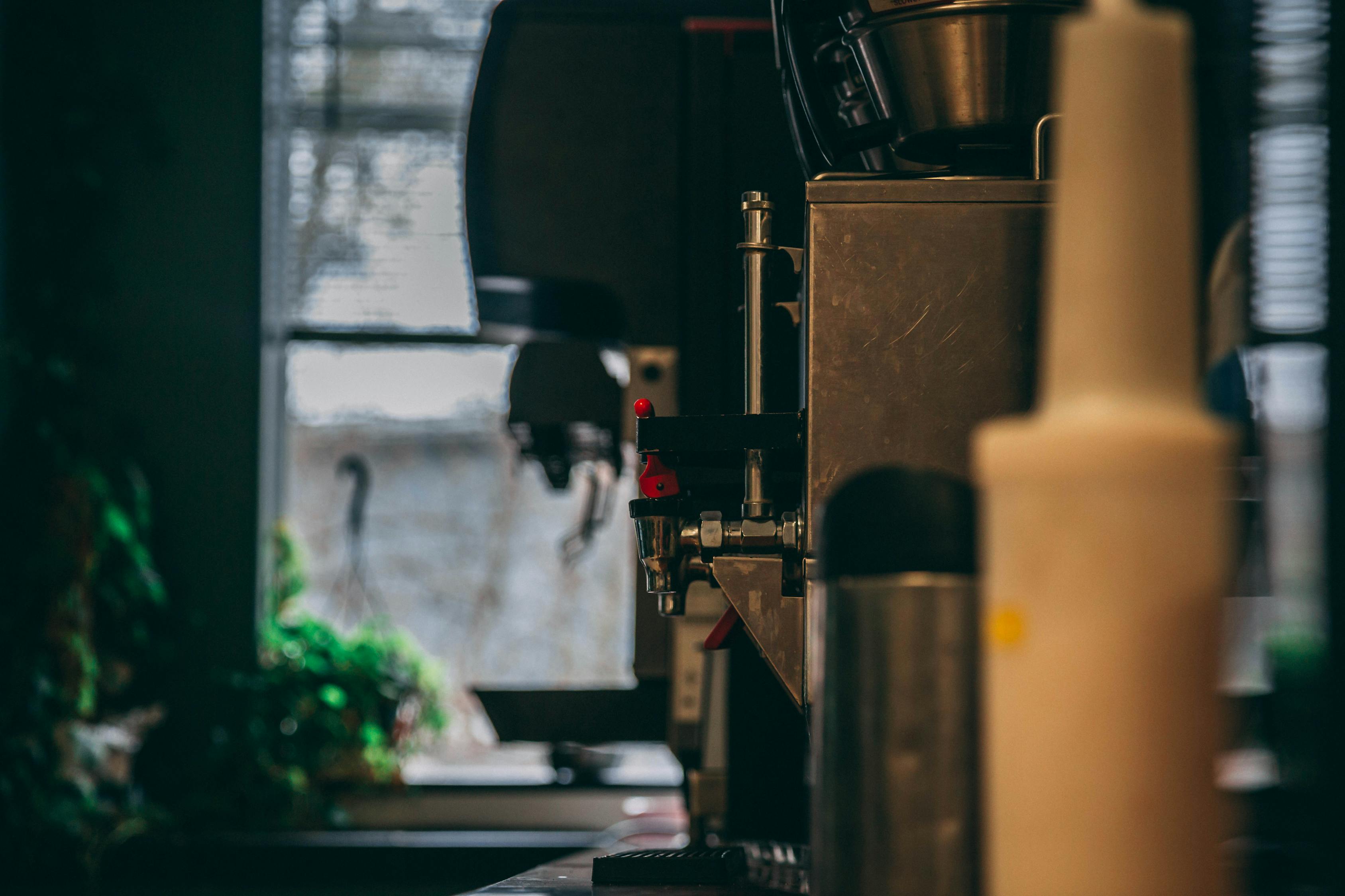 超級(jí)狂少秦殊，熱血青春的挑戰(zhàn)與榮耀最新章節(jié)