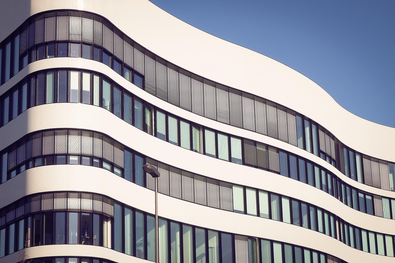 錫山八佰伴引領(lǐng)區(qū)域商業(yè)變革，開啟新篇章的最新消息