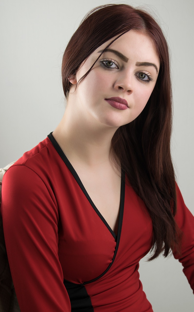 三十歲女性最新短發(fā)發(fā)型圖片，時尚造型探索