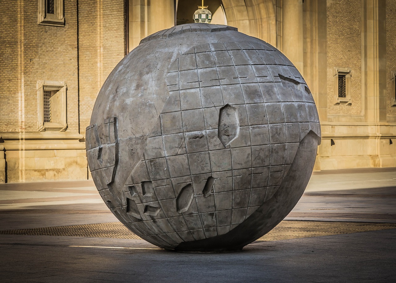 海亮江灣城最新動態(tài)，城市發(fā)展的璀璨明珠