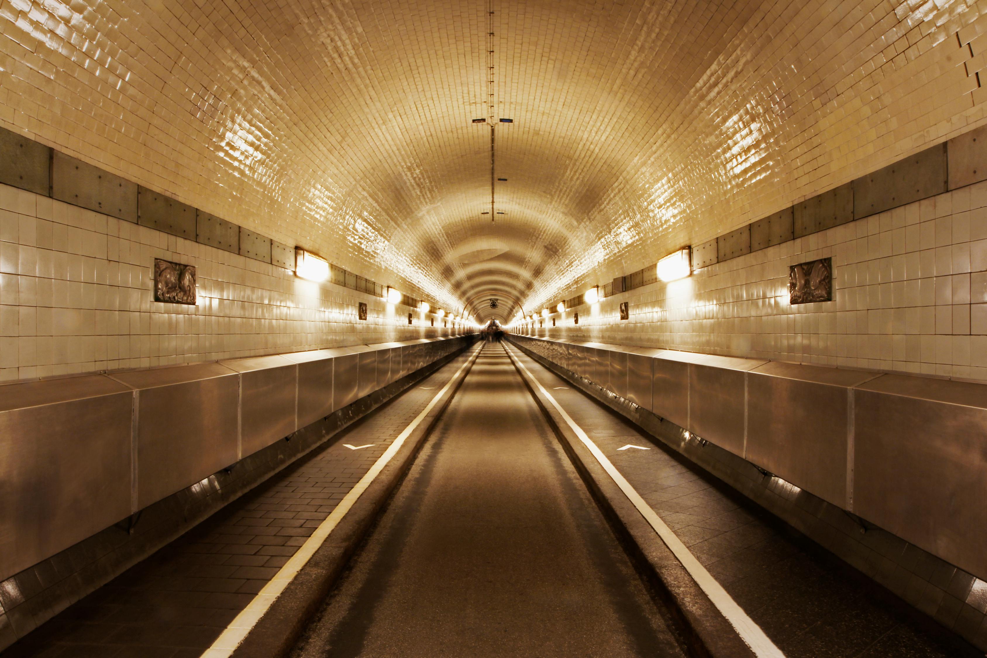 秦嶺一號隧道車禍最新消息，悲劇引發(fā)反思與應對策略