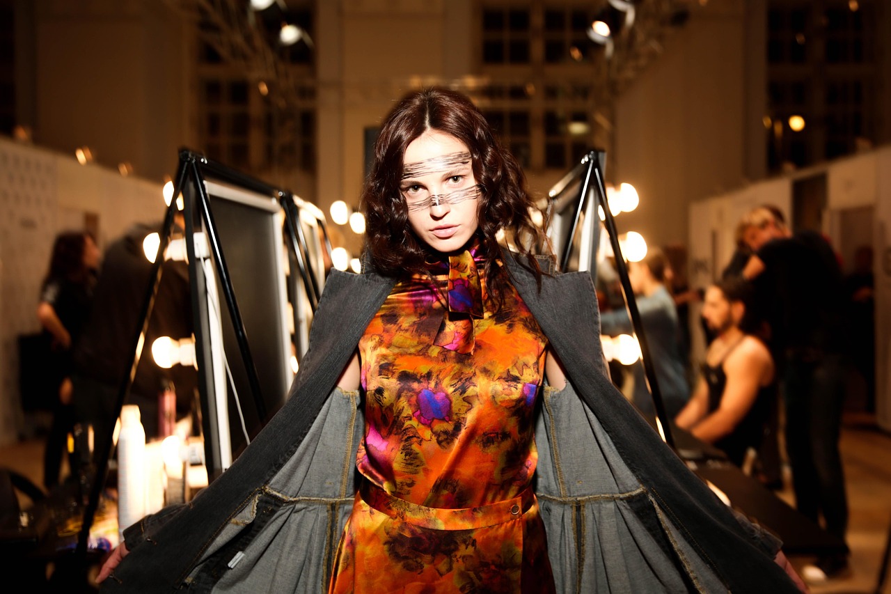 最新秧歌服裝，展現(xiàn)傳統(tǒng)魅力的時尚之選，引領(lǐng)秧歌時尚潮流