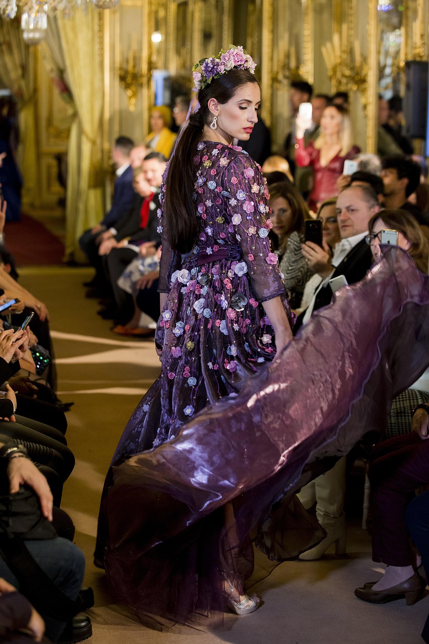 最新頭像發(fā)布，探索時(shí)尚潮流的無限魅力