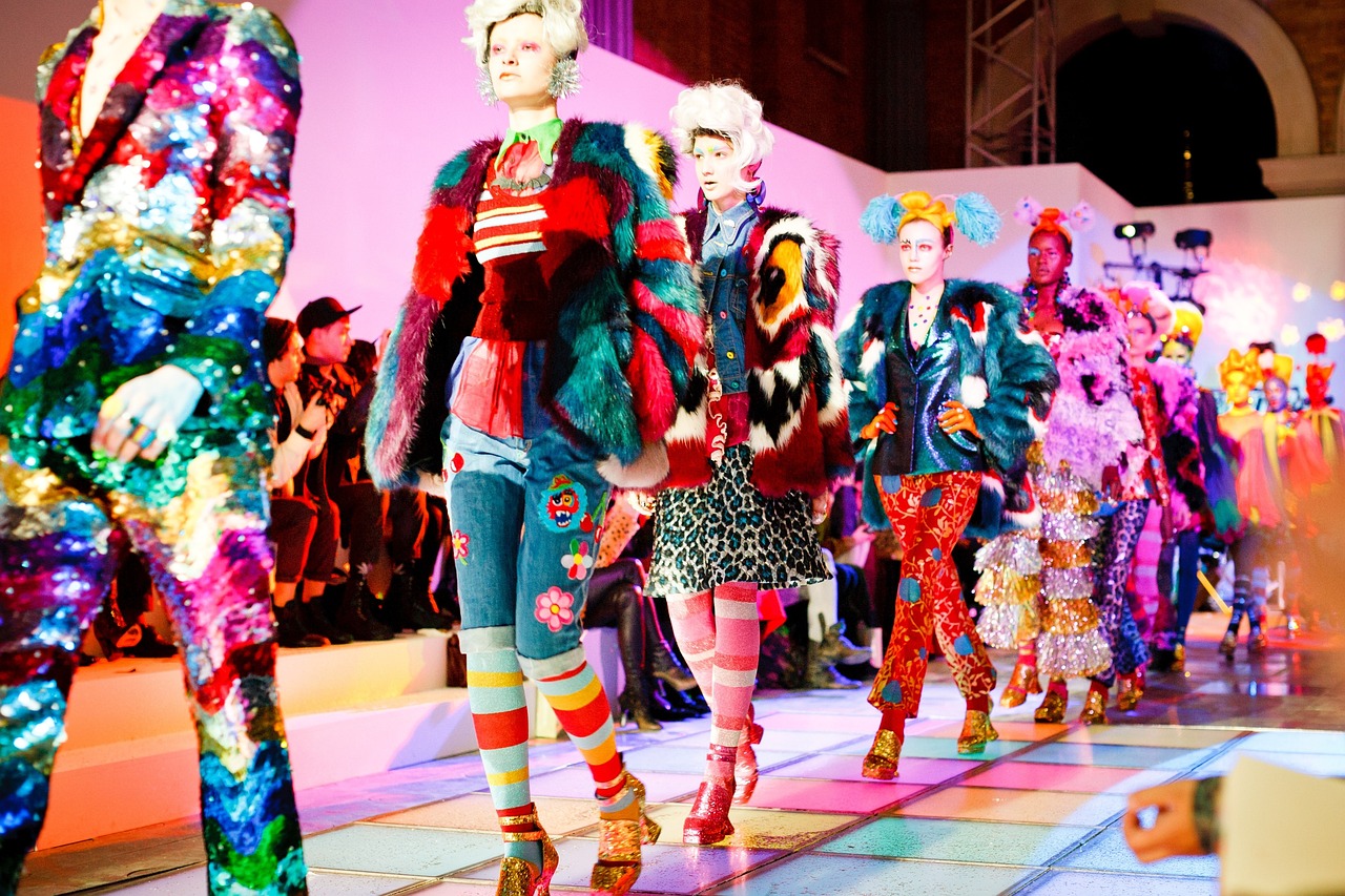 傳統(tǒng)與現(xiàn)代融合之美，最新式僧鞋亮相時尚舞臺